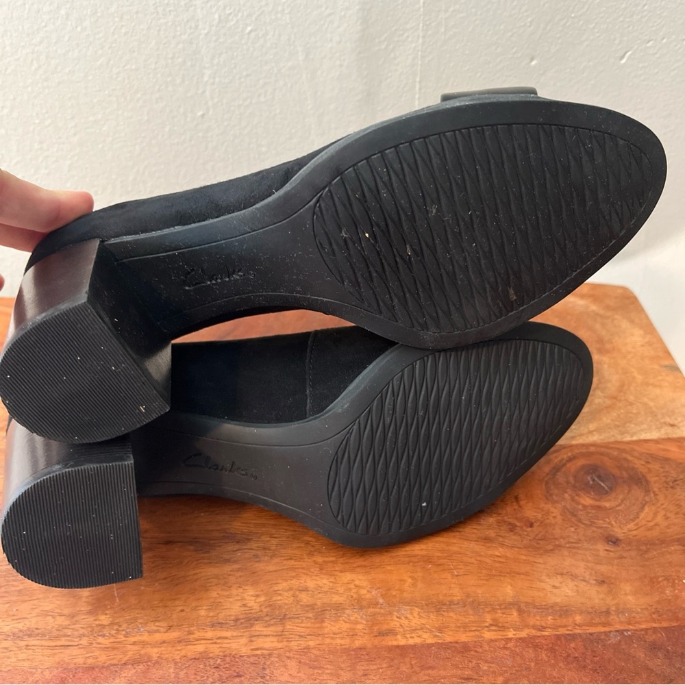 Women’s Clark’s Artisan Black Leather Pump Heels Size 6M - Picture 7 of 9